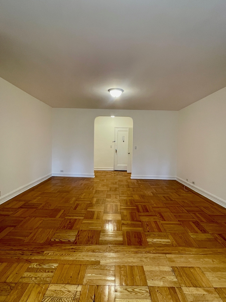 235 East 46th Street - Photo 3