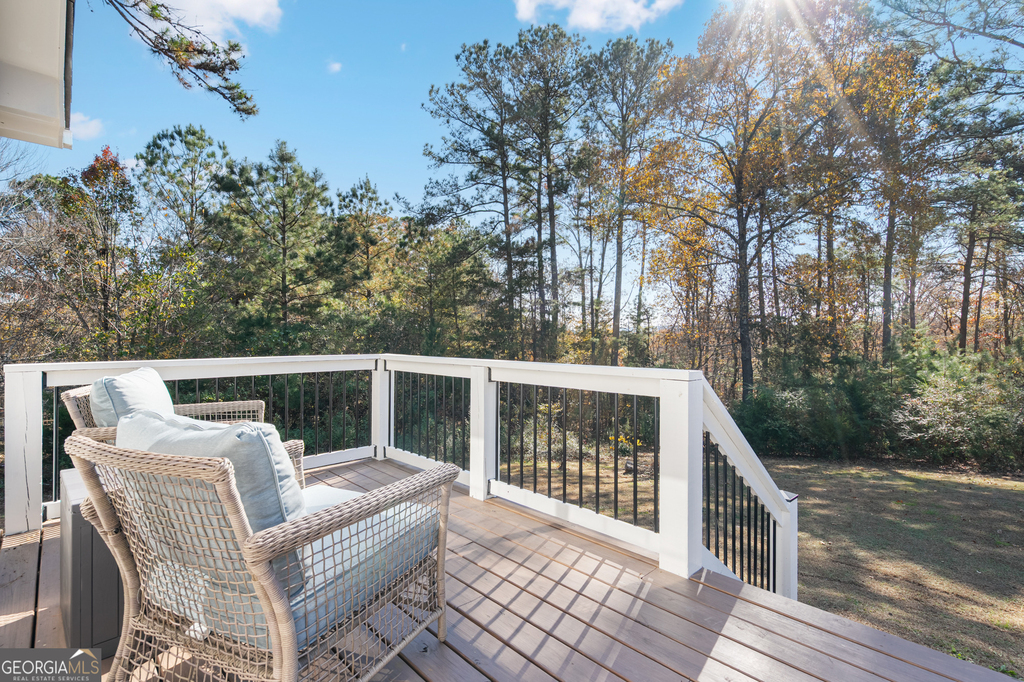17 Northridge Drive - Photo 3