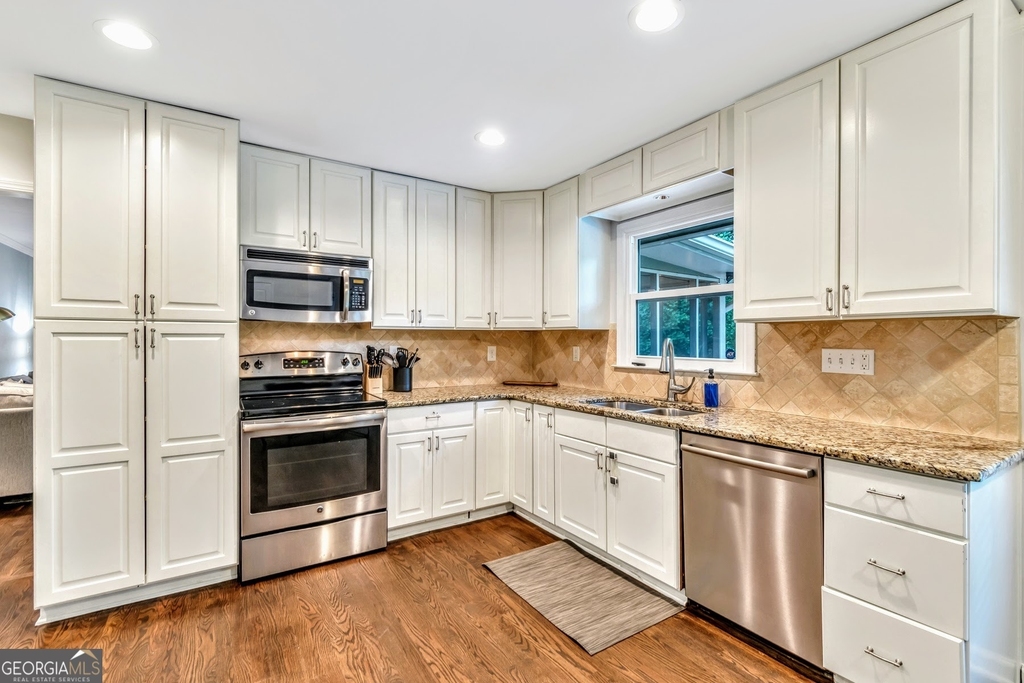 1897 Mount Vernon Road - Photo 9