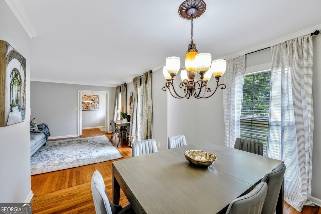 801 Mockingbird Lane - Photo 8