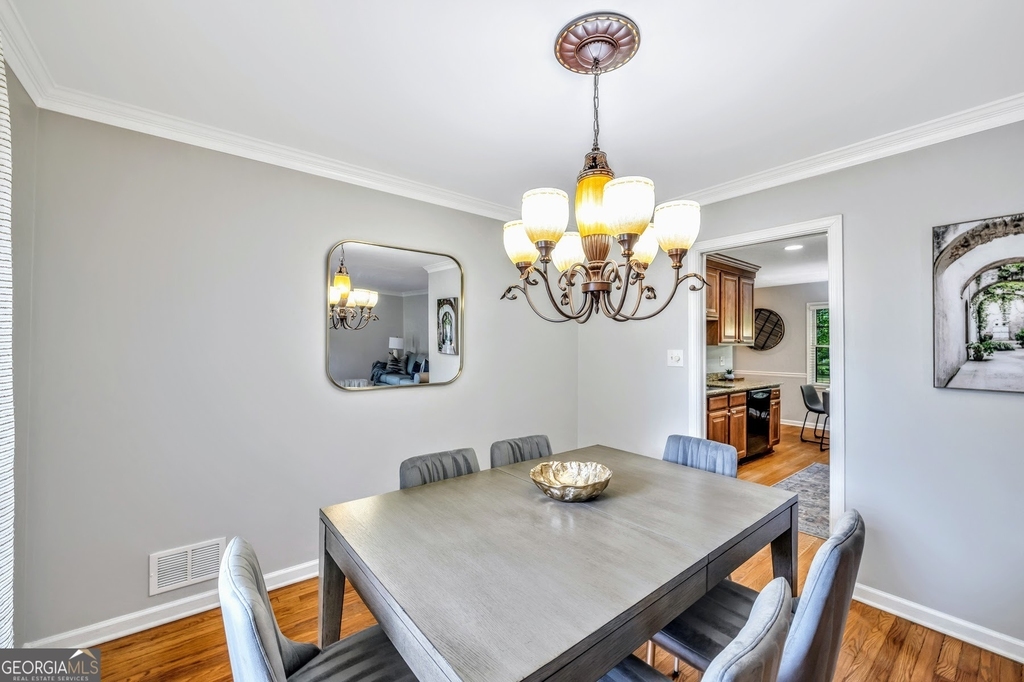 801 Mockingbird Lane - Photo 6