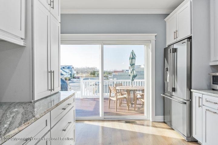 259 1st Avenue - Photo 4