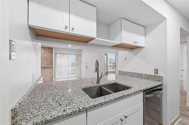 12482 Abrams Road - Photo 9