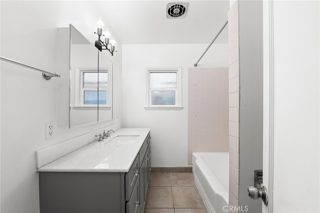 587 E Arrow - Photo 10