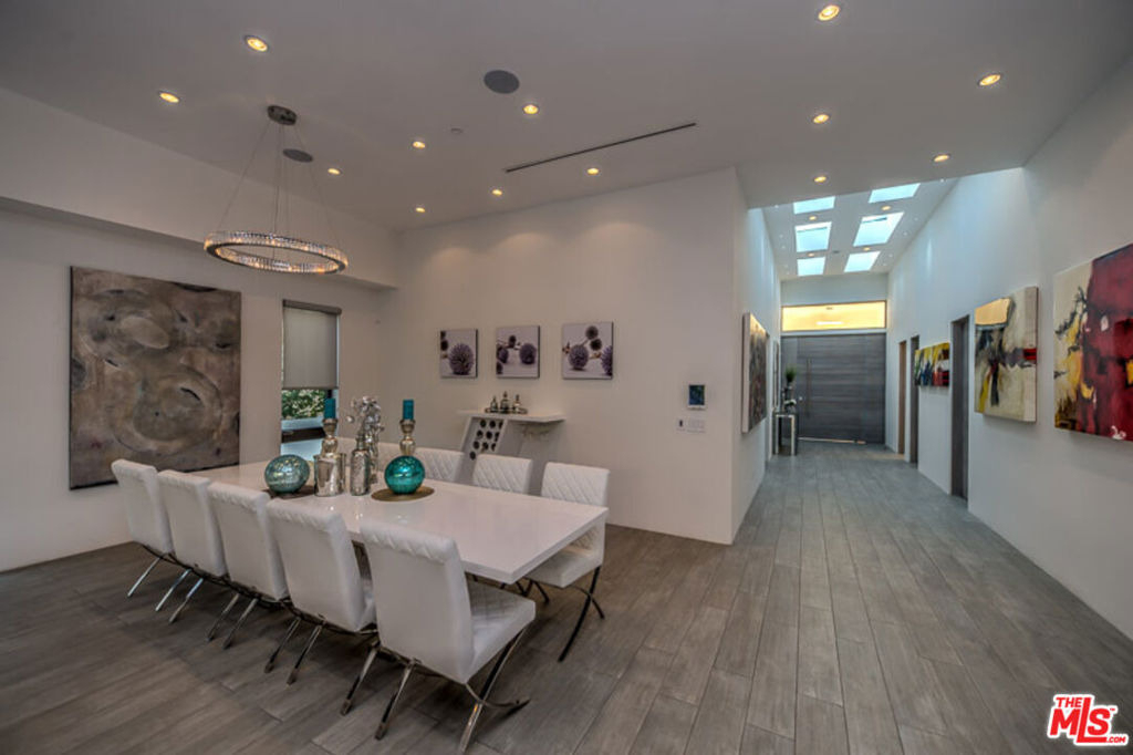 658 N Edinburgh Avenue - Photo 13