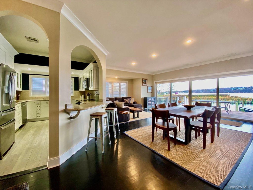 131 6th Street - Photo 1