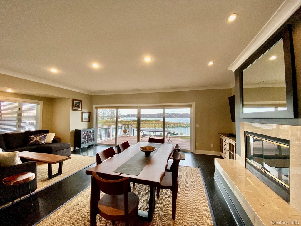 131 6th Street - Photo 3