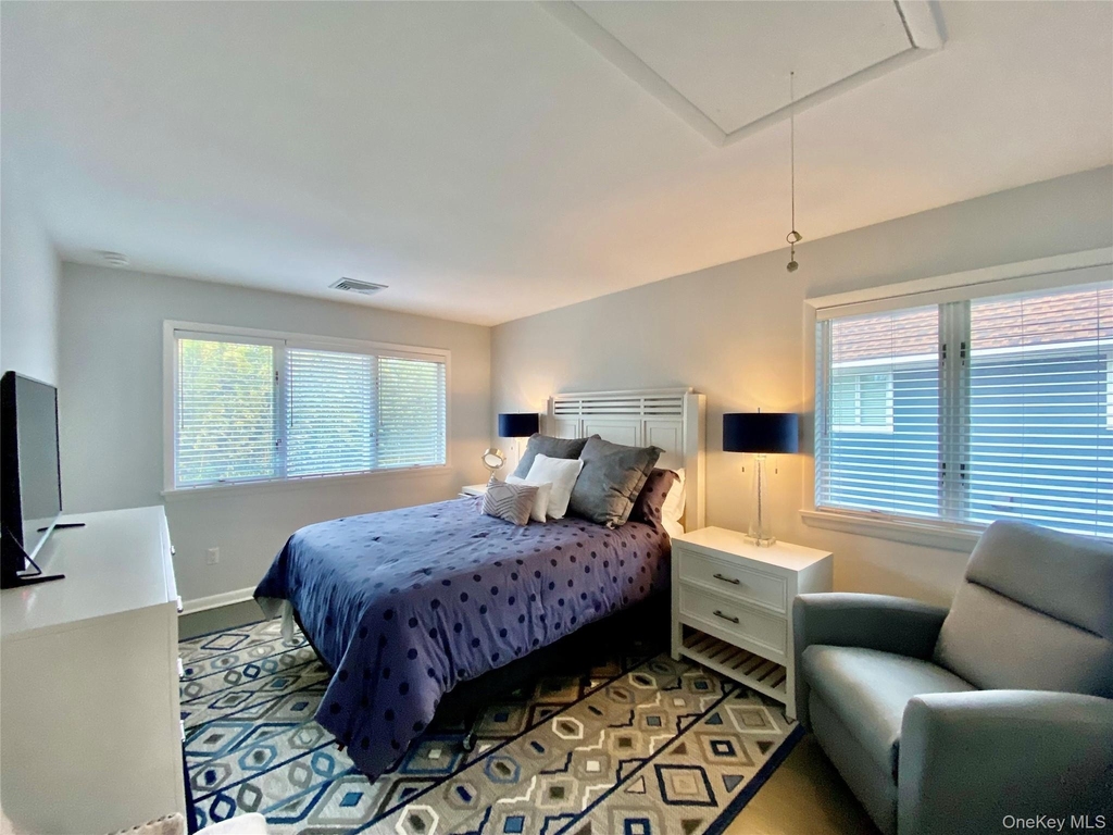 131 6th Street - Photo 12