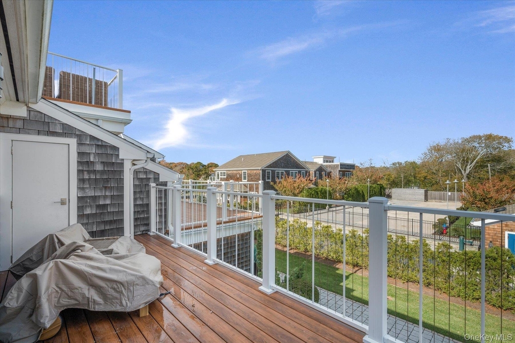 68 Foster Avenue - Photo 11