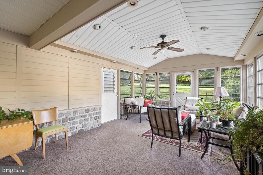 181 E Conestoga Road - Photo 18