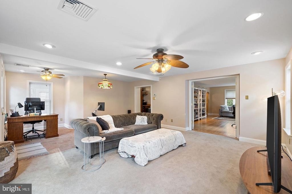 181 E Conestoga Road - Photo 9