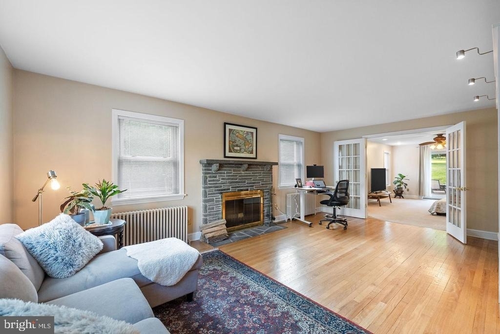 181 E Conestoga Road - Photo 5