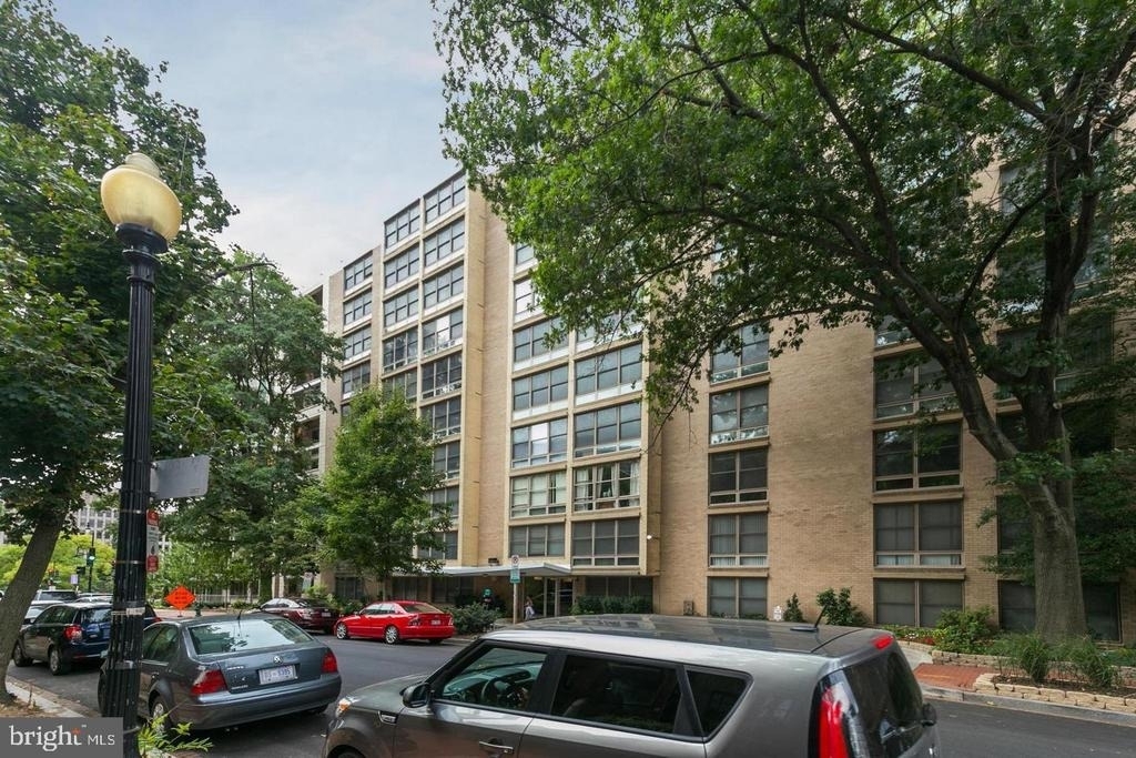 1260 21st Street Nw - Photo 0