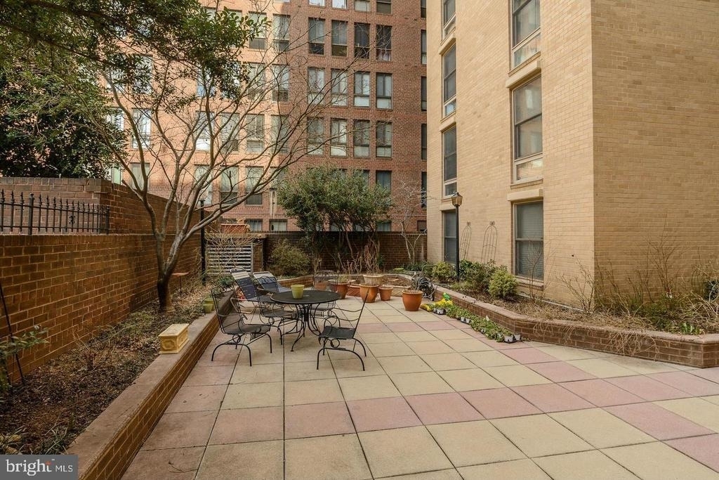 1260 21st Street Nw - Photo 4