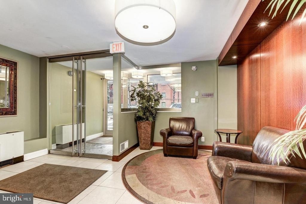 1260 21st Street Nw - Photo 2