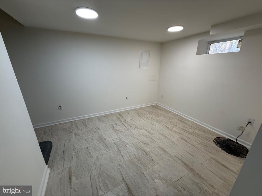374 Chaplin Street Se - Photo 19