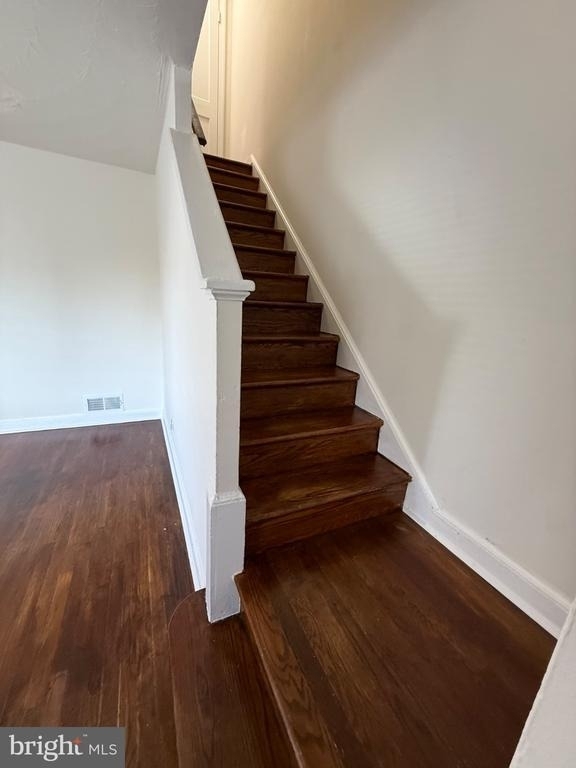 374 Chaplin Street Se - Photo 7
