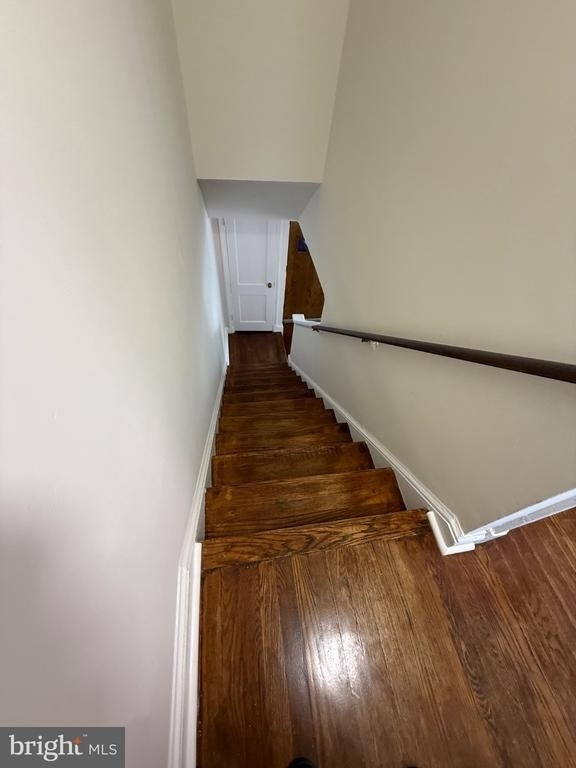 374 Chaplin Street Se - Photo 6