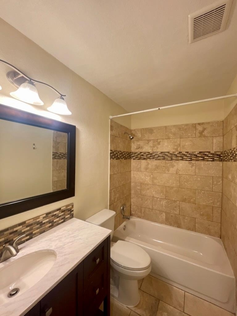 909 Reinli St - Photo 6