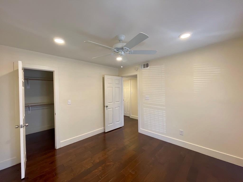 909 Reinli St - Photo 8