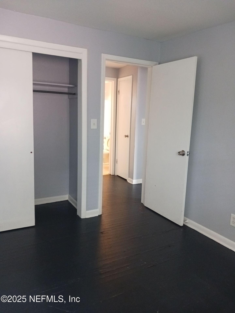 1145 W 25th Street - Photo 9