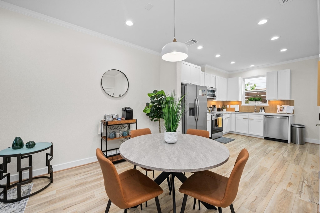 7089 Tierwester Street - Photo 11