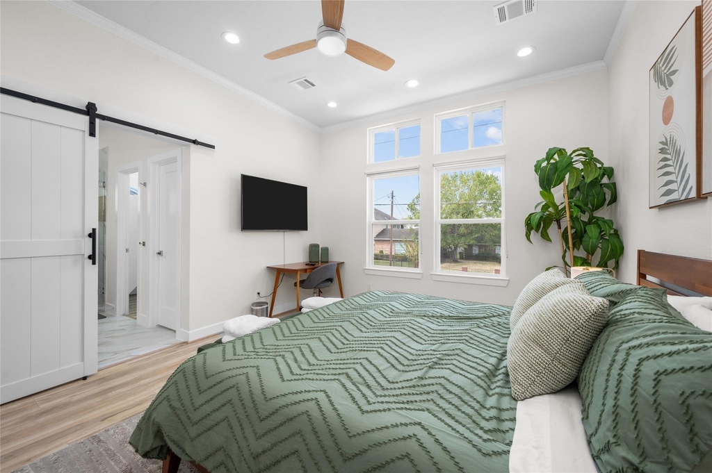 7089 Tierwester Street - Photo 19