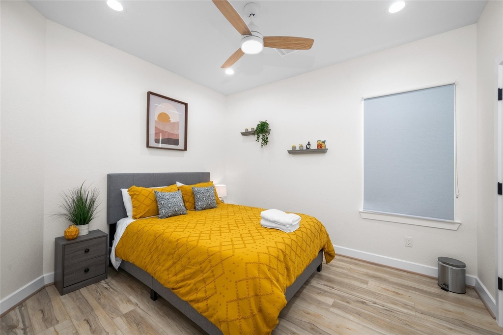 7089 Tierwester Street - Photo 25