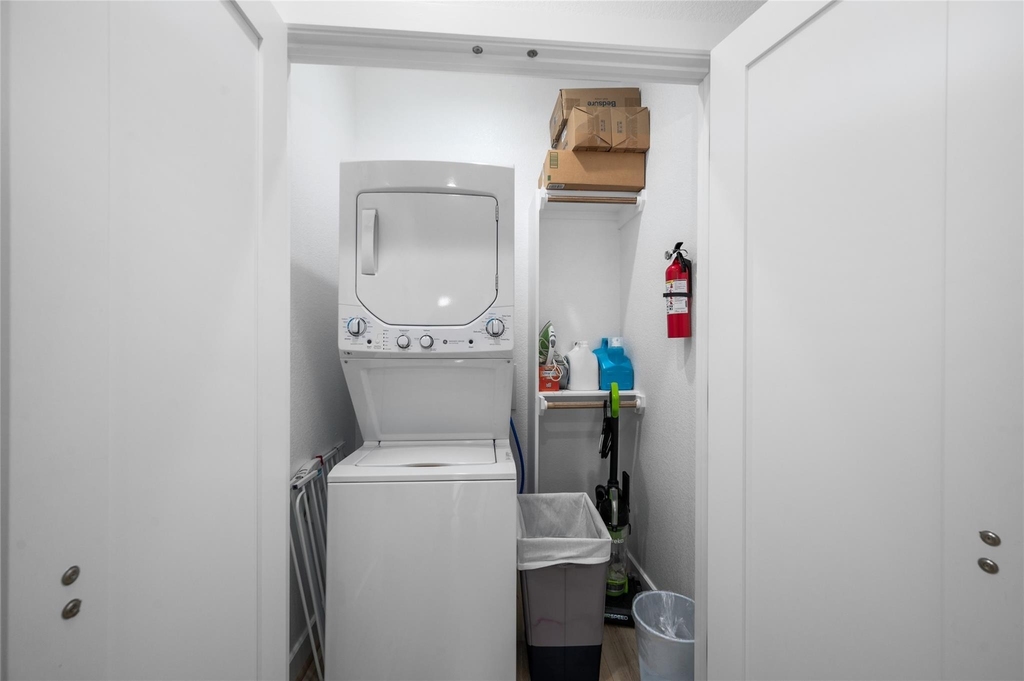 7089 Tierwester Street - Photo 29