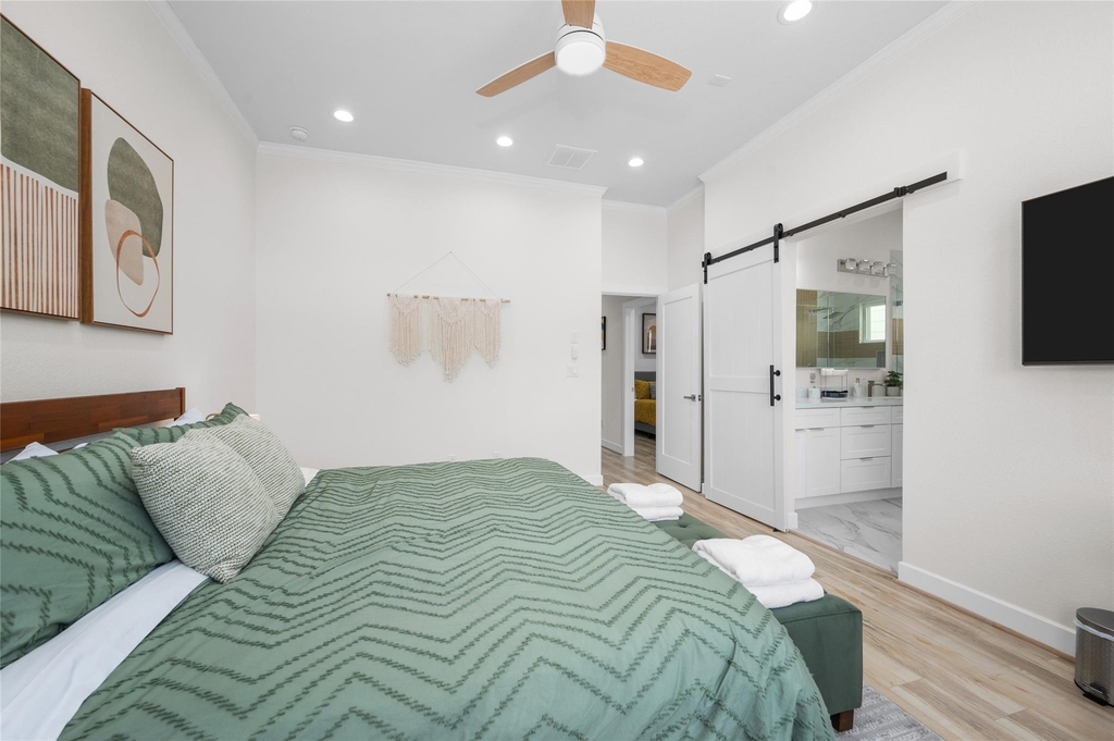 7089 Tierwester Street - Photo 20