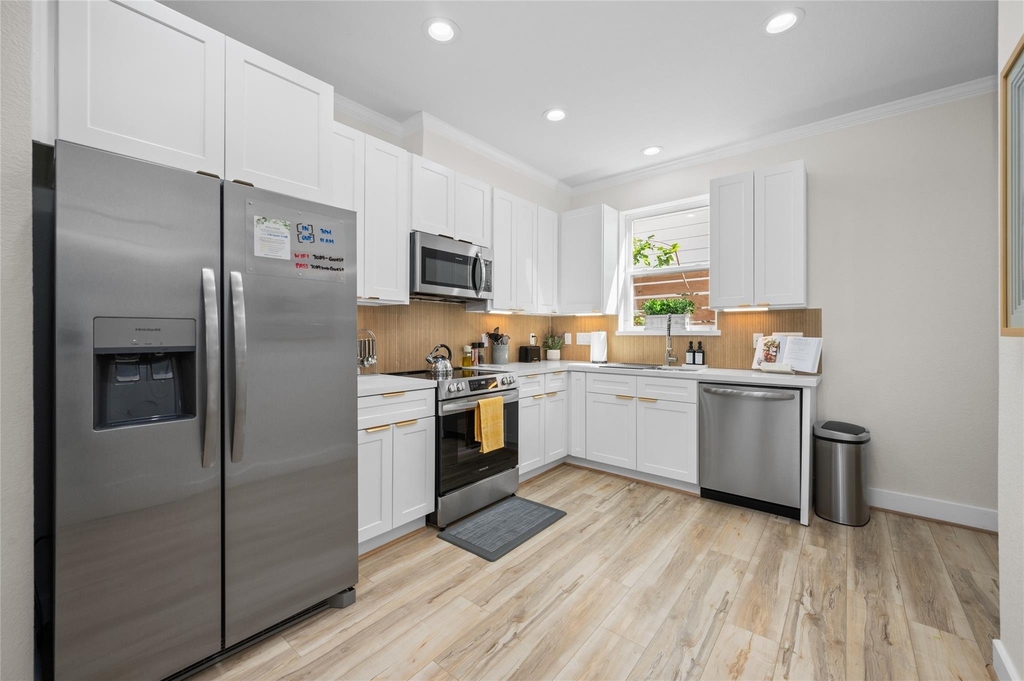 7089 Tierwester Street - Photo 13