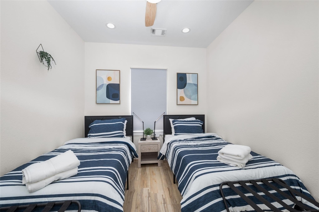 7089 Tierwester Street - Photo 28