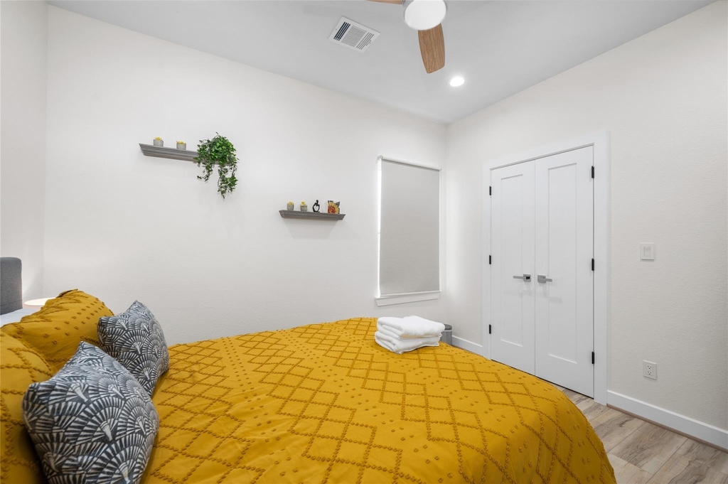 7089 Tierwester Street - Photo 26