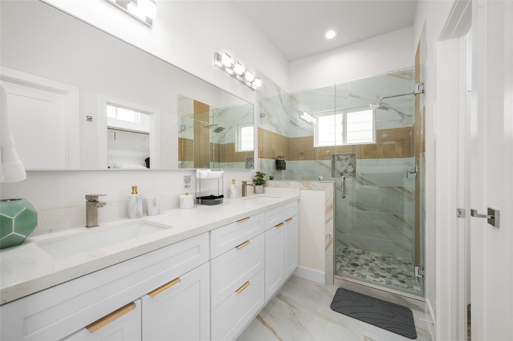 7089 Tierwester Street - Photo 21