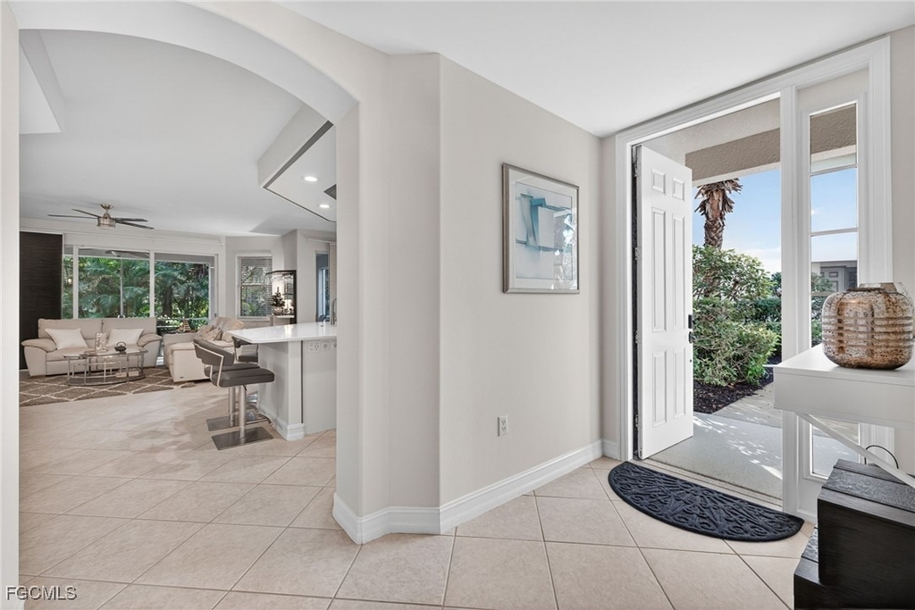 2001 Tarpon Bay Drive N - Photo 5