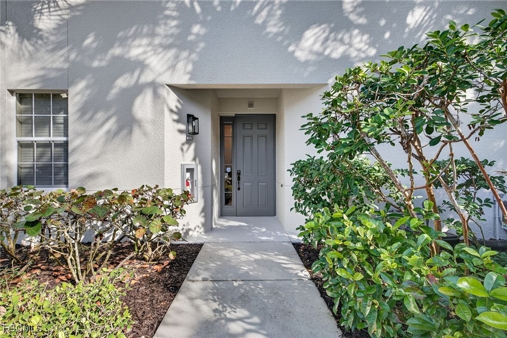2001 Tarpon Bay Drive N - Photo 3