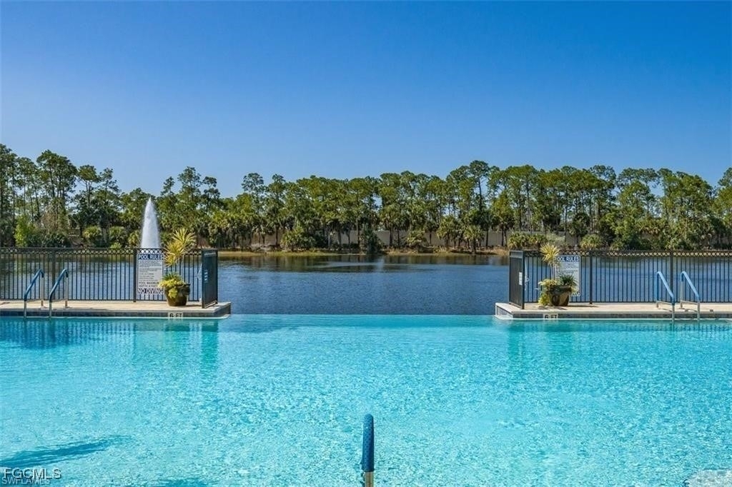 2001 Tarpon Bay Drive N - Photo 17