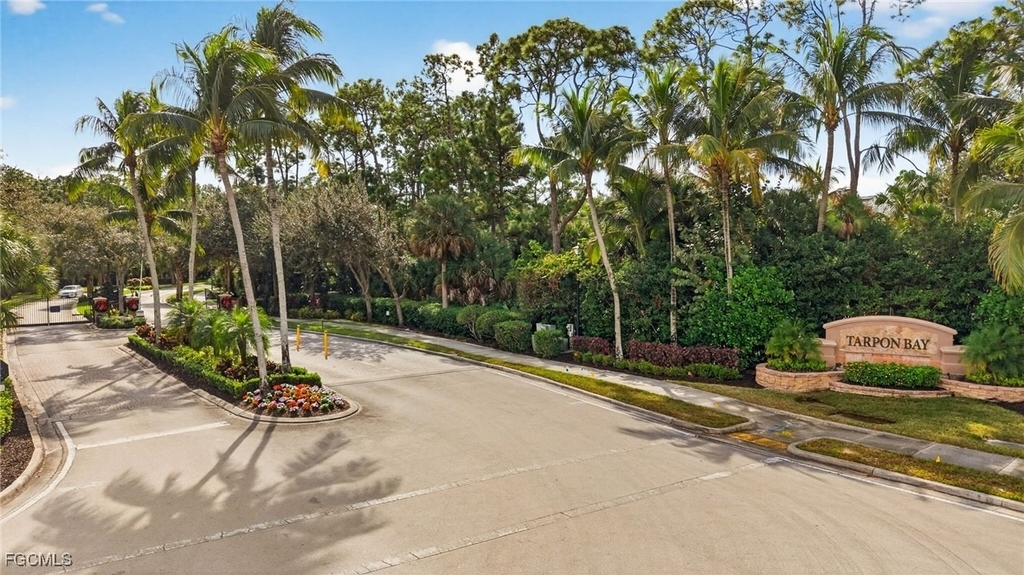 2001 Tarpon Bay Drive N - Photo 39