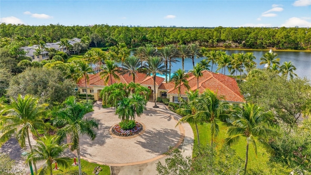 2001 Tarpon Bay Drive N - Photo 15