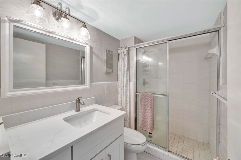 1300 Gulf Shore Boulevard N - Photo 14