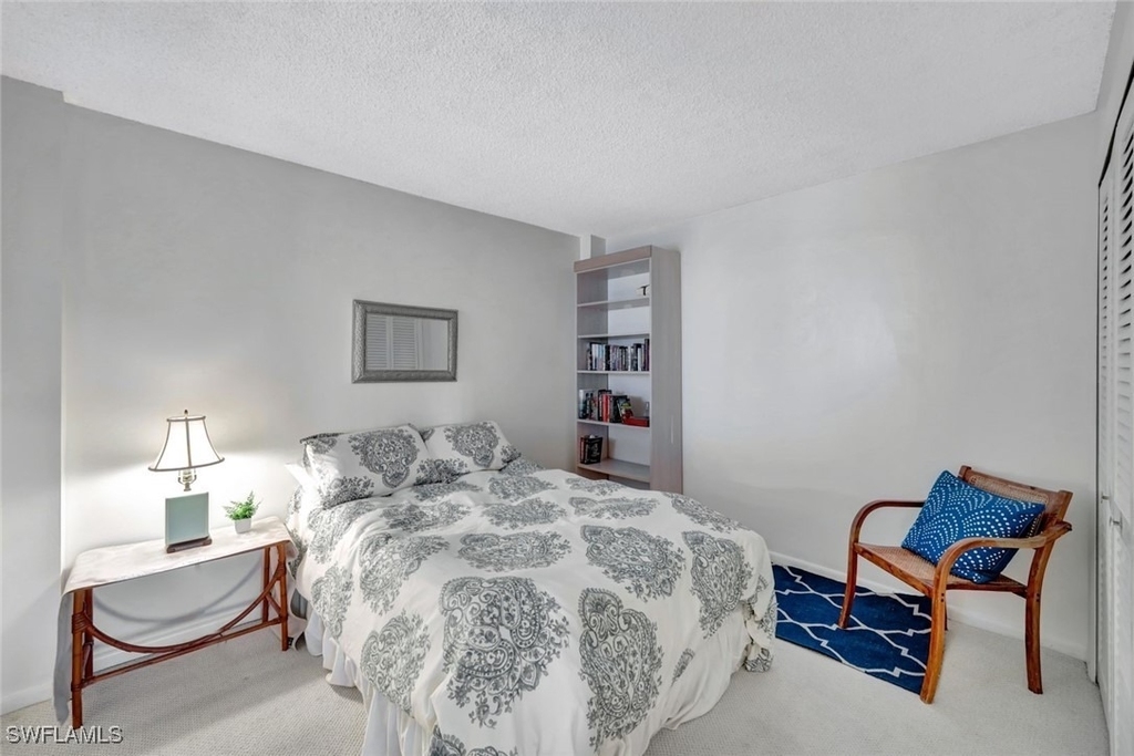 1300 Gulf Shore Boulevard N - Photo 13