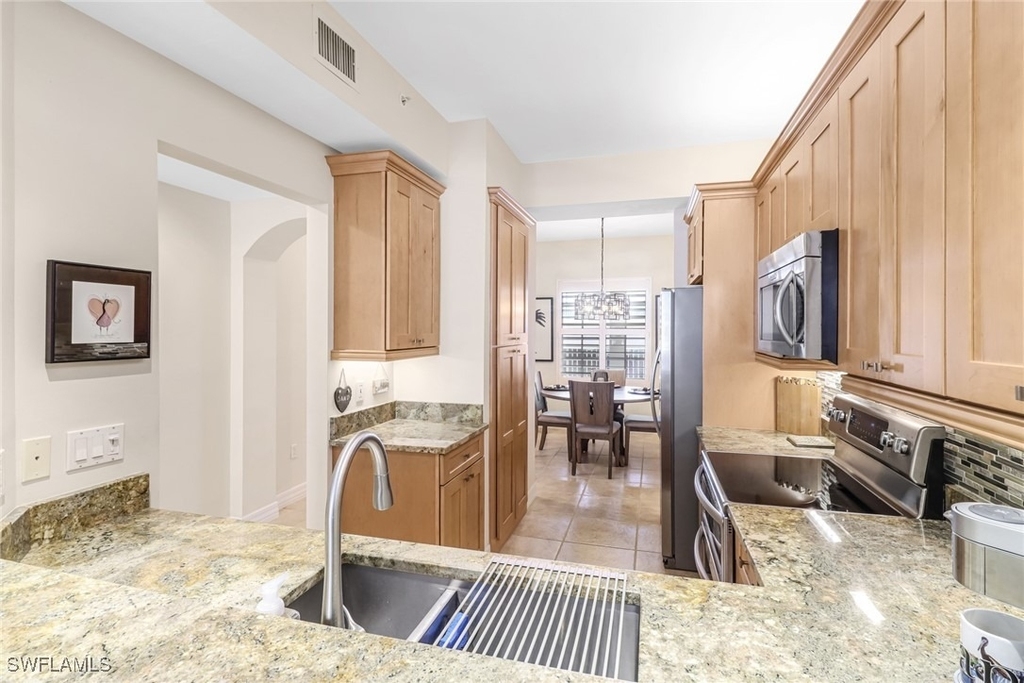 401 Bayfront Place - Photo 6