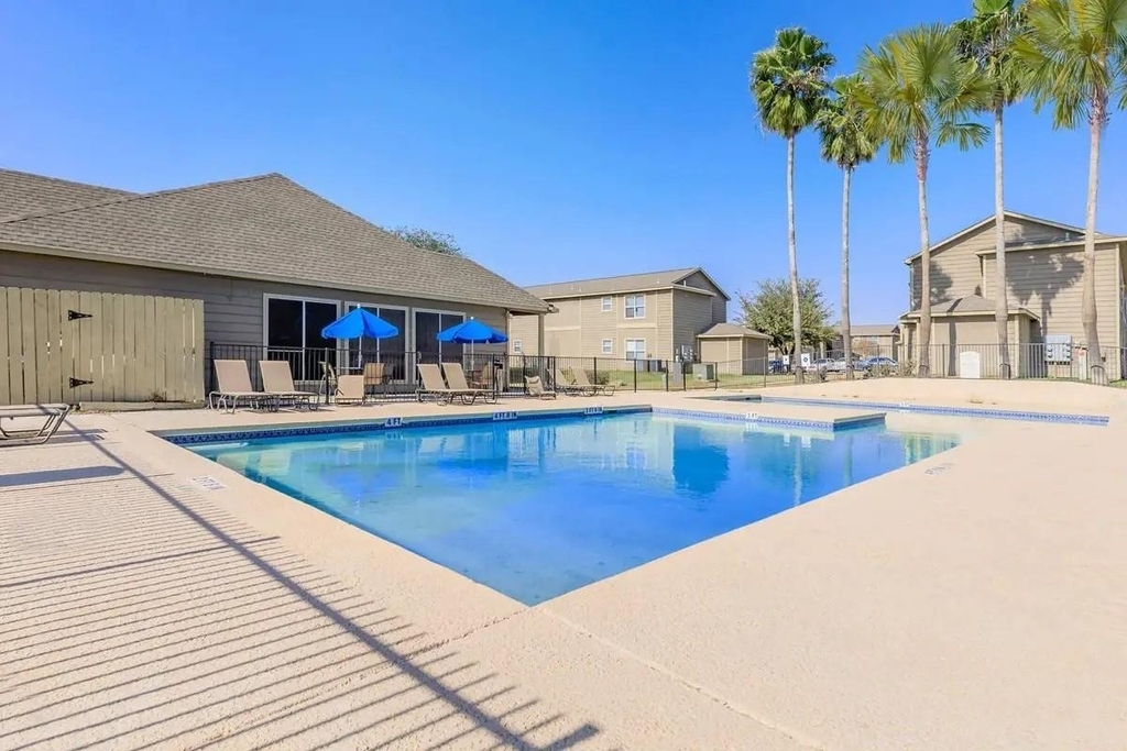 409 Riverhill Loop - Photo 10