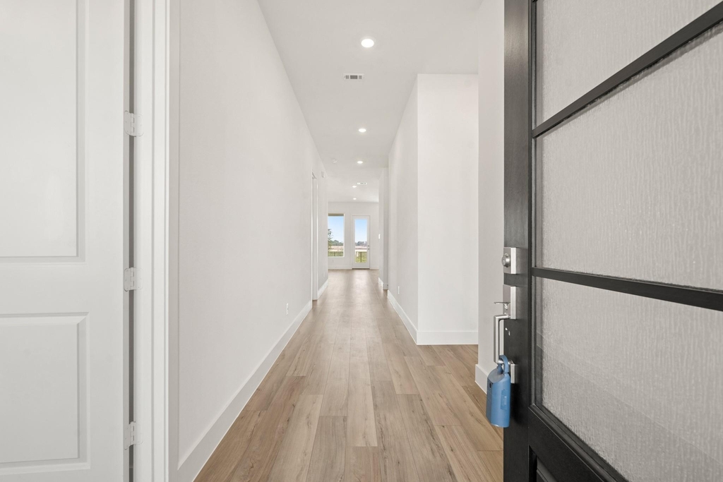 31039 Vintage Creek Lane - Photo 2
