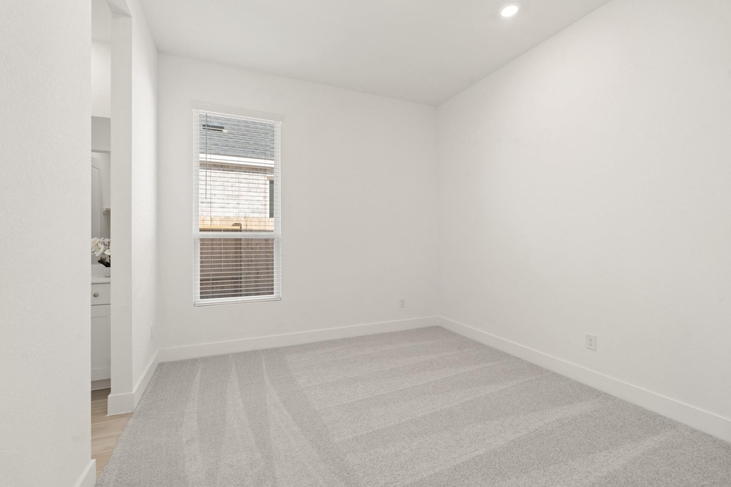 31039 Vintage Creek Lane - Photo 16