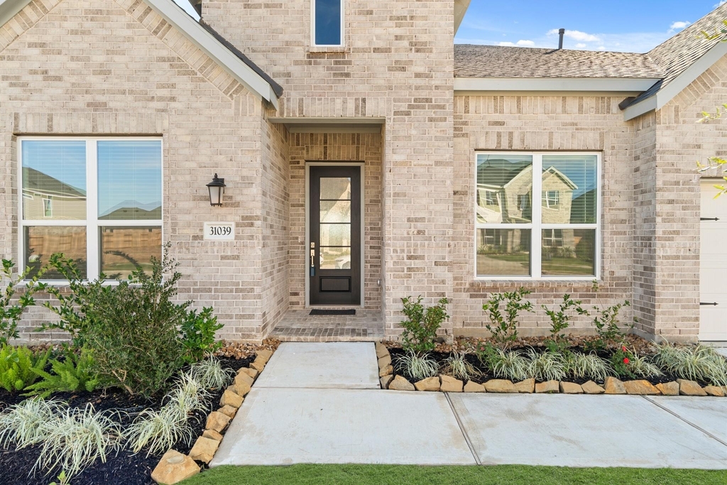 31039 Vintage Creek Lane - Photo 1