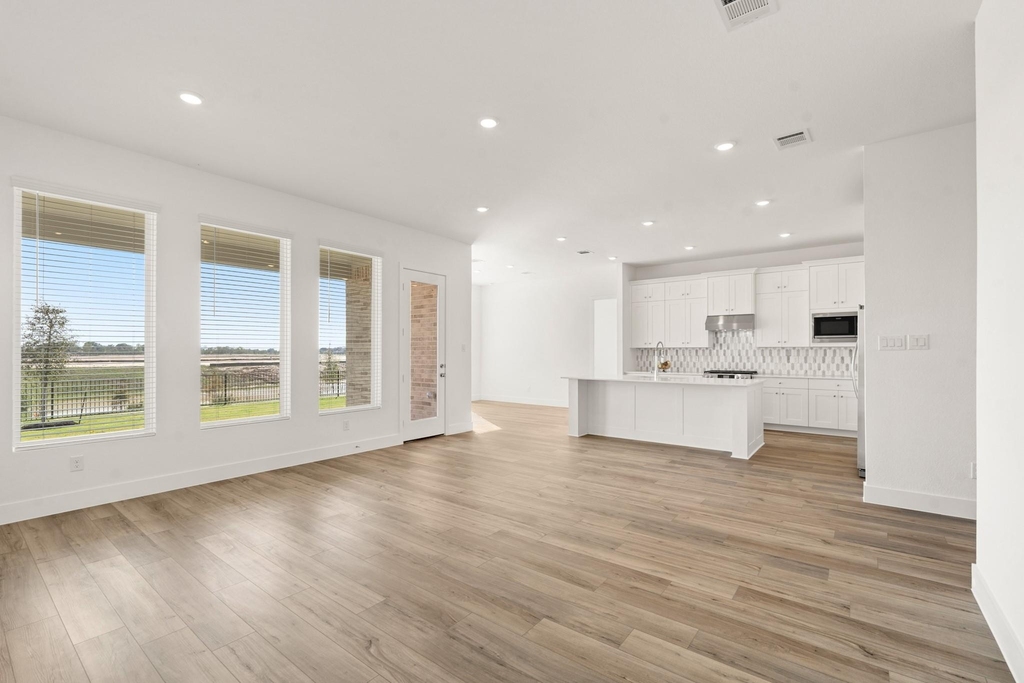 31039 Vintage Creek Lane - Photo 4