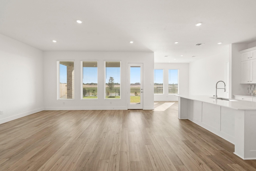 31039 Vintage Creek Lane - Photo 3