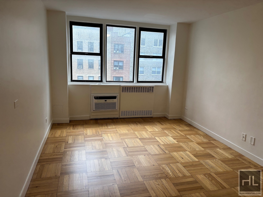 East 79th Street - Photo 1