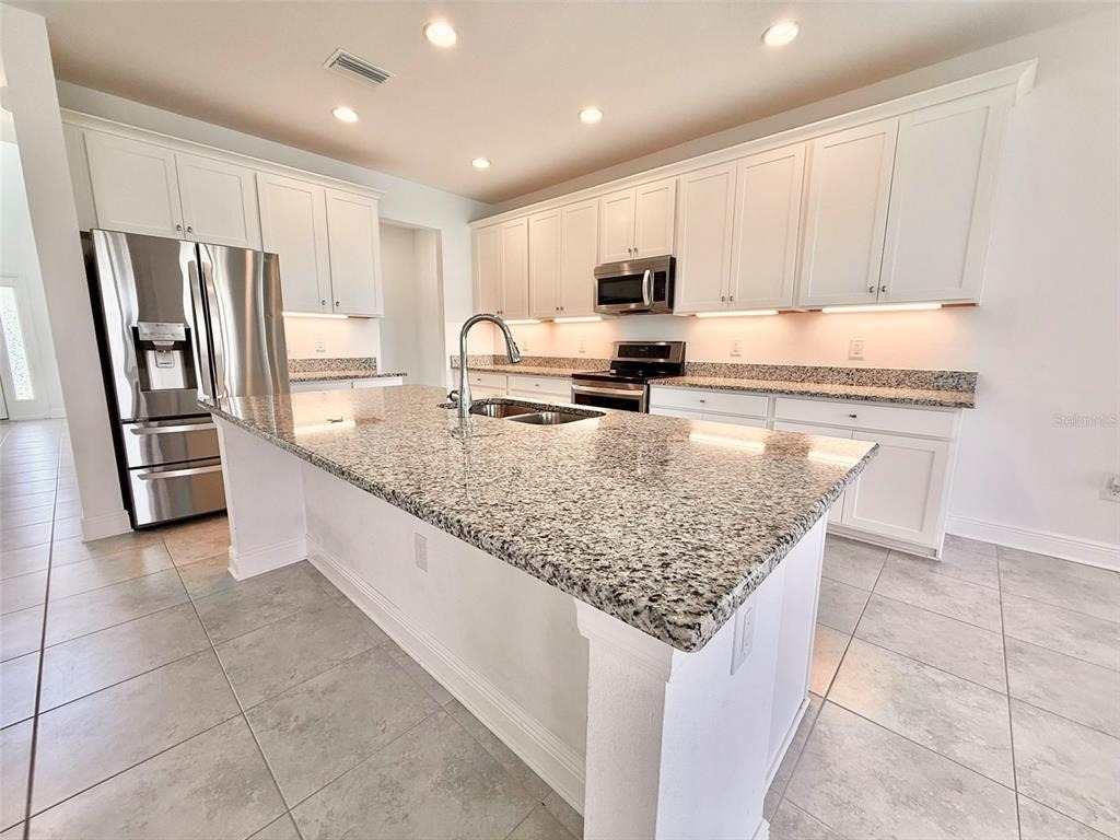 12189 Nouveau Avenue - Photo 13